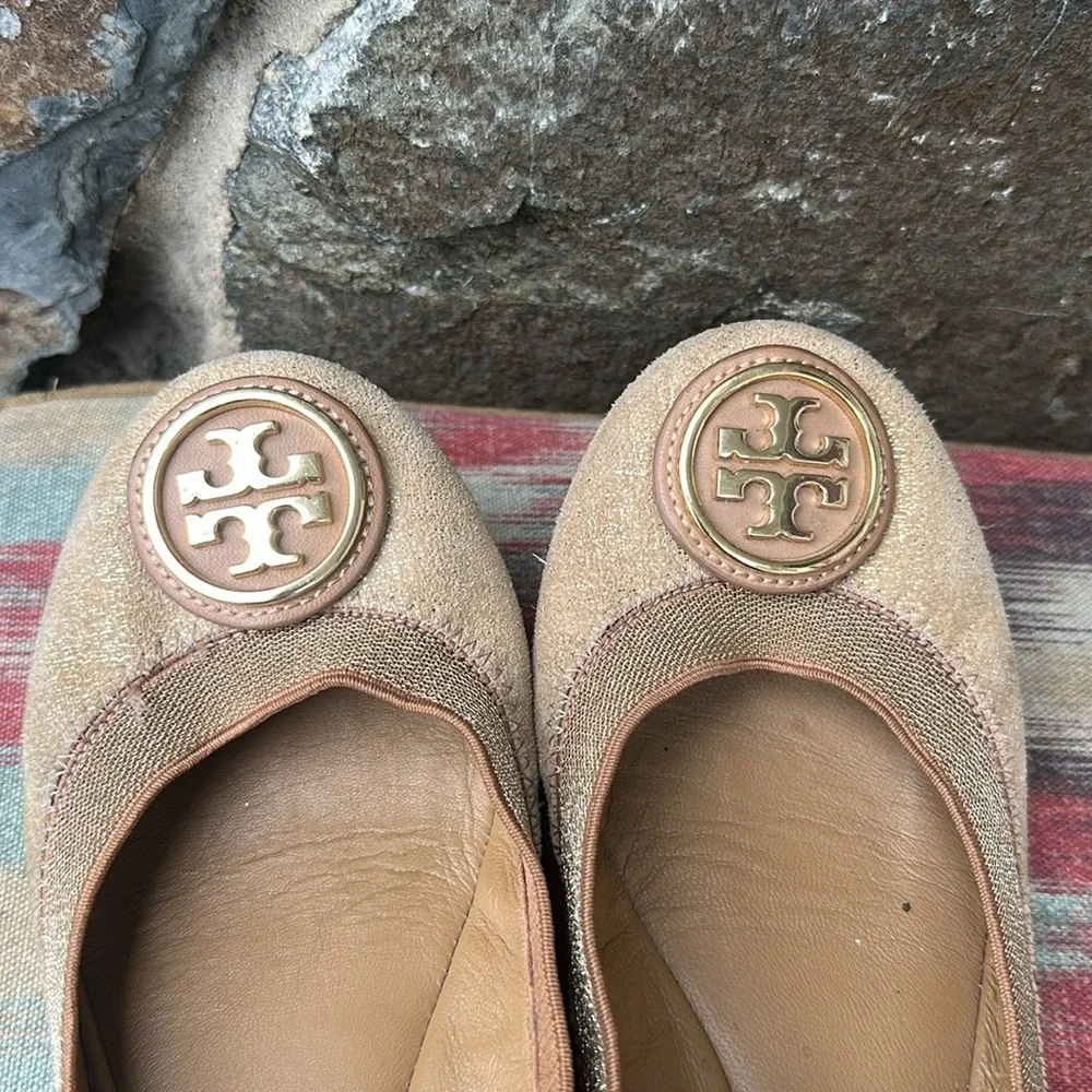 Tory Burch Caroline 2 Suede Ballet Flats in Gold Clay Beige Size 5M